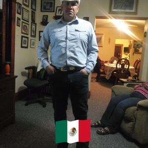 Meet your Posher, Castillo